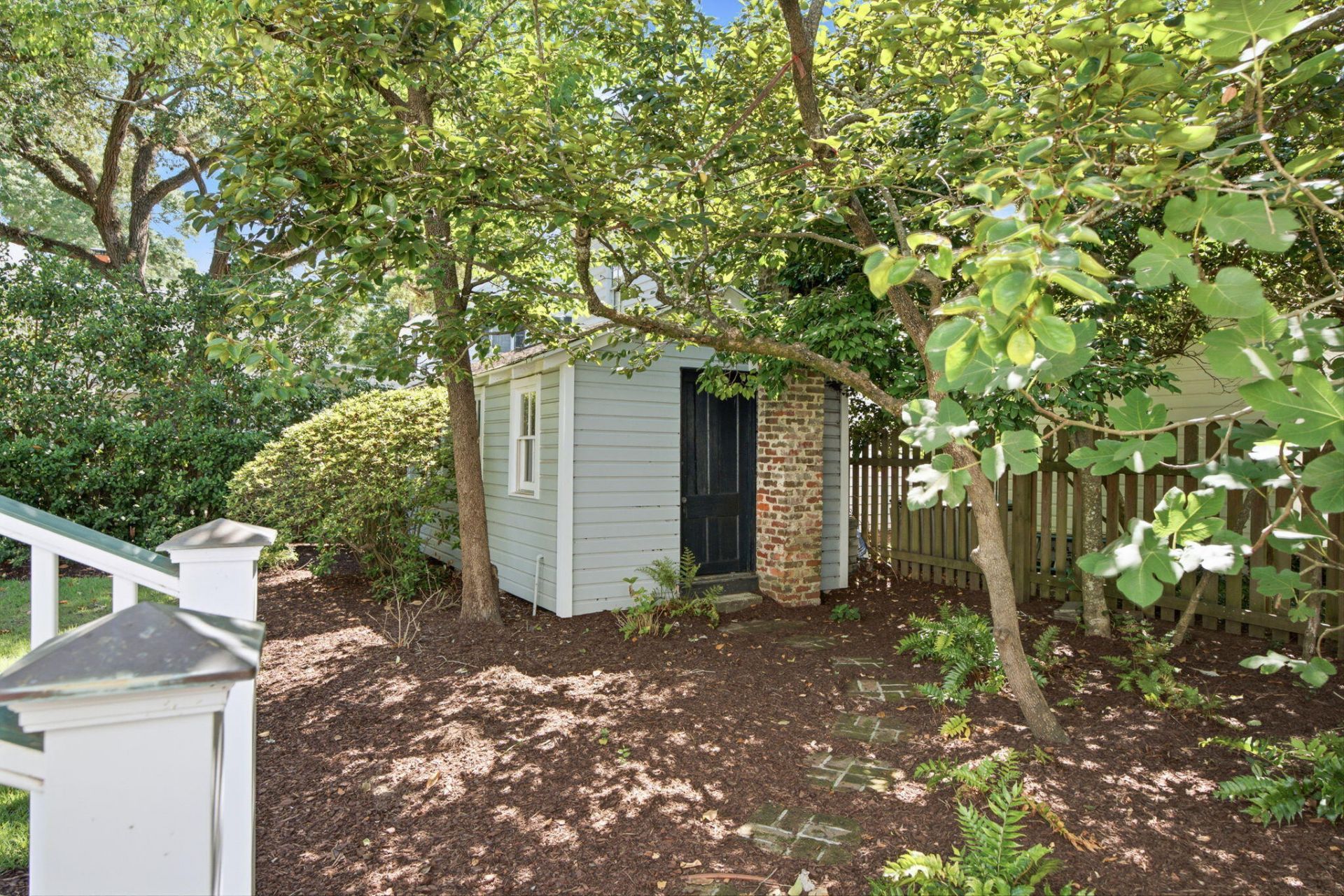 328 Bennett Street Photo 38