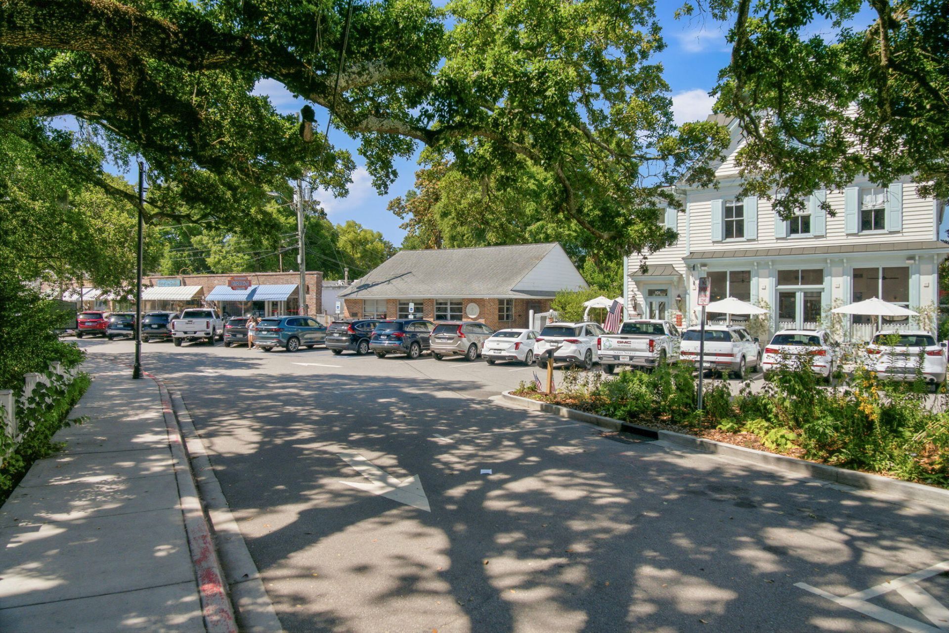 328 Bennett Street Photo 45