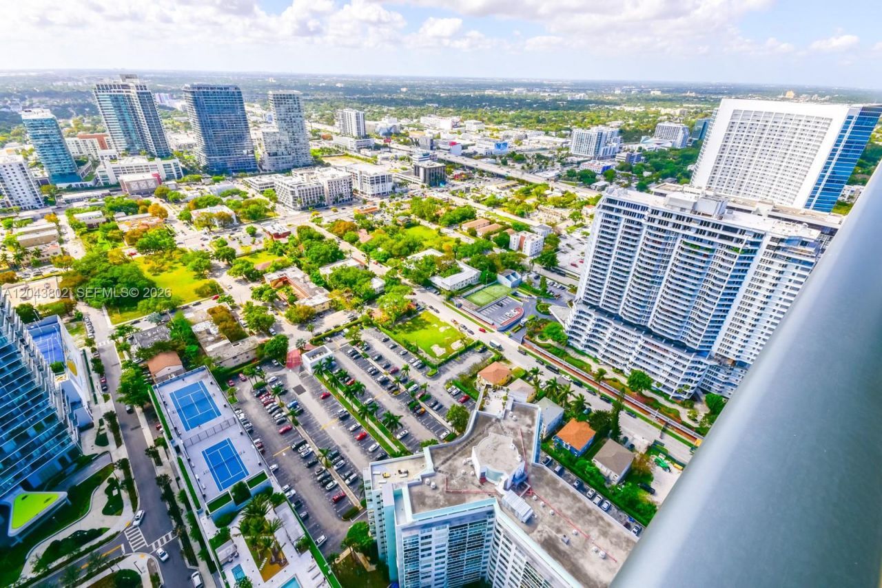 3131 NE 7th Ave, Unit 4406, Miami, FL 33137 Photo