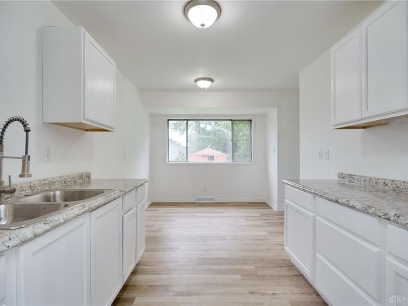 42 Stubbs Drive, Dayton, OH 45426 Photo 4