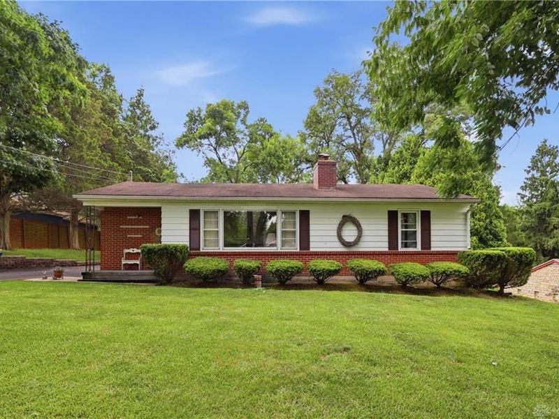3059 Troehler Road, Springfield, OH 45505 Photo 2