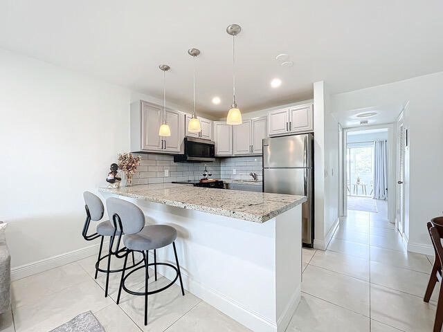 410 Chatham T, West Palm Beach, FL 33417 Photo