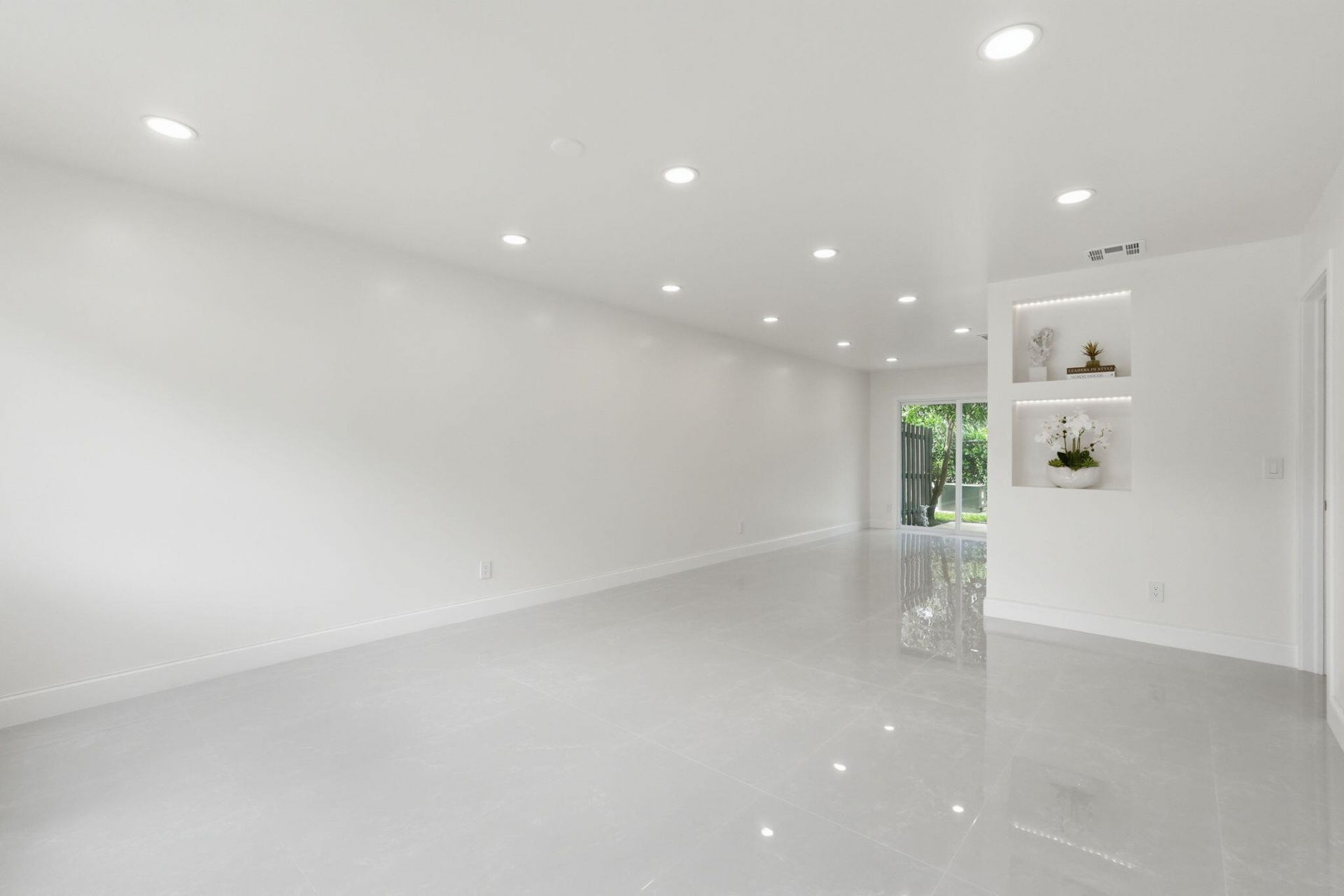 6505 Dockside Circle, Greenacres, FL 33463 Photo