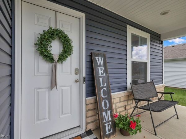 355 W Trinity Way, Newark, OH 43055