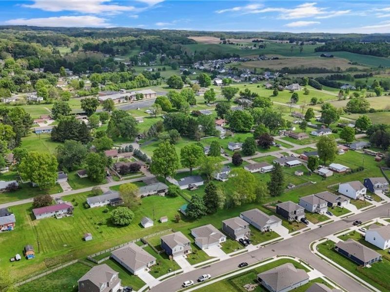 355 W Trinity Way, Newark, OH 43055 Photo 6