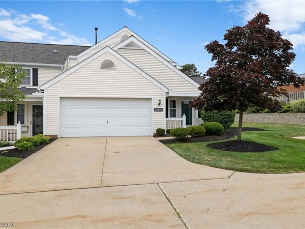 21872 Addington Boulevard , Unit 15, Rocky River, OH 44116