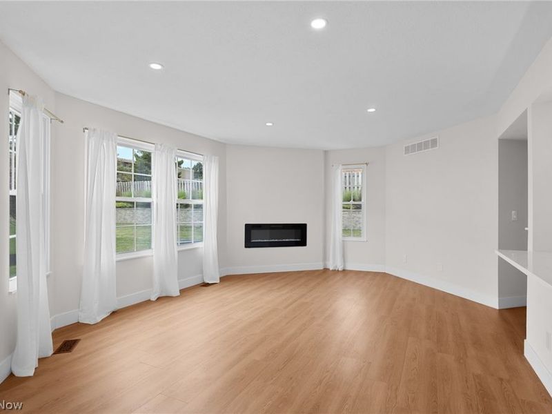21872 Addington Boulevard, Unit 15, Rocky River, OH 44116 Photo 4