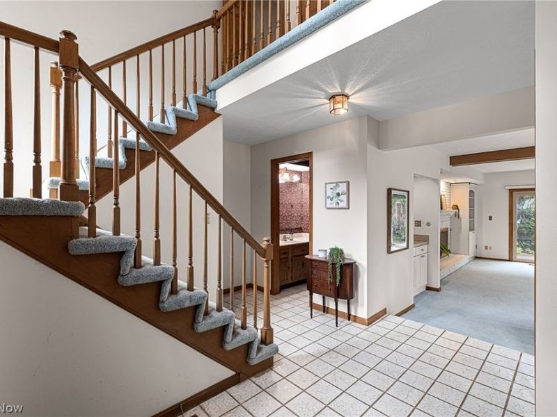 1025 Stonewood Court, Westlake, OH 44145 Photo 5