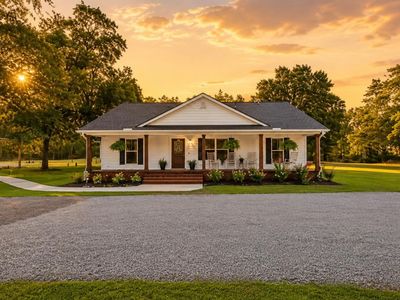 136 Thirteen Way, Cross, SC 29436