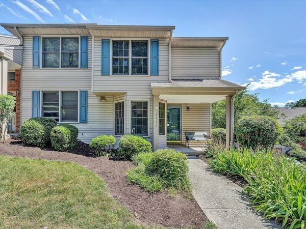 4715 Oakcliff DR, Roanoke, VA 24018