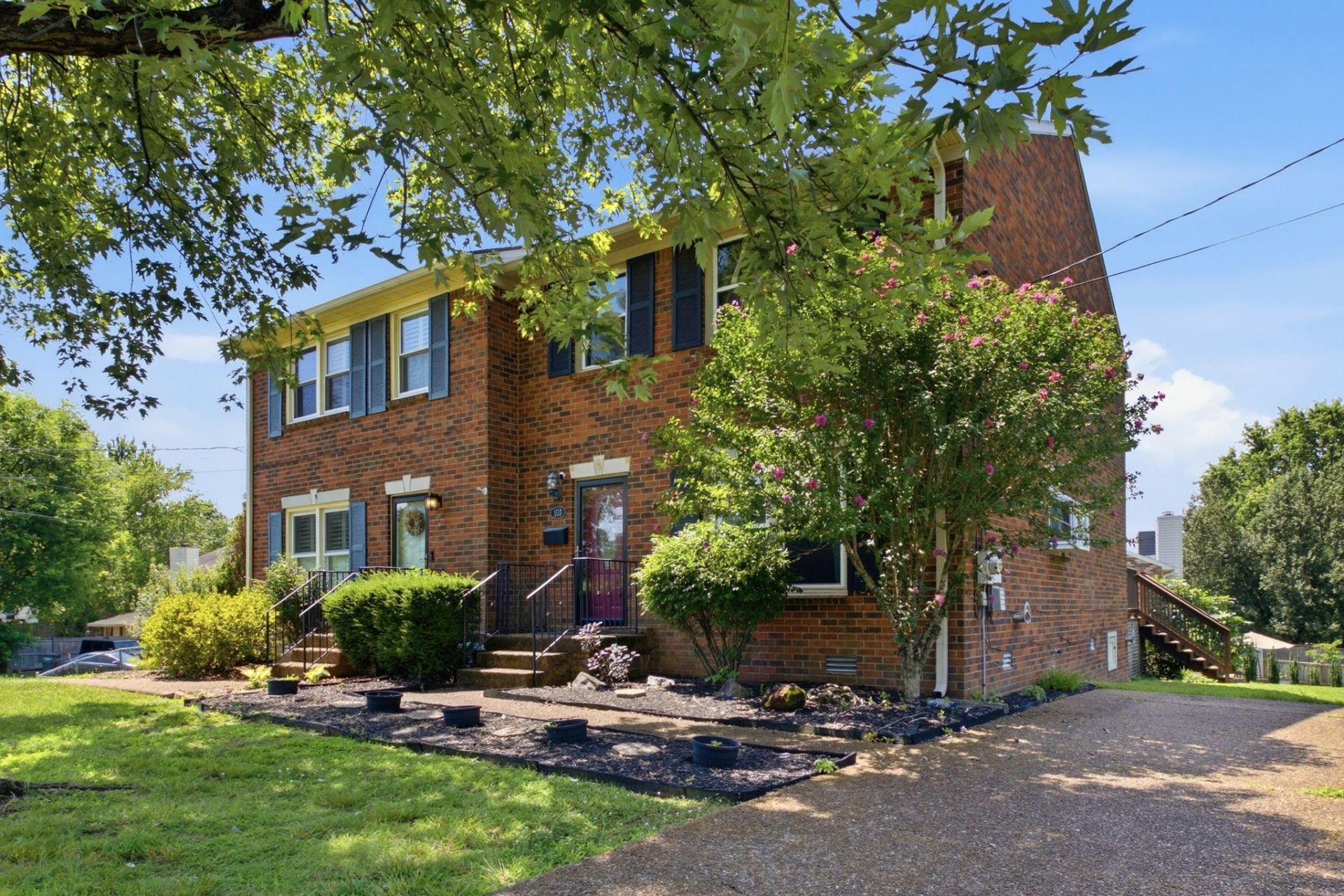 103 Woodcraft Ct, Nashville, TN 37214 Main Photo