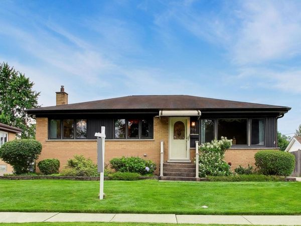 309 Wisconsin Drive , Des Plaines, IL 60016