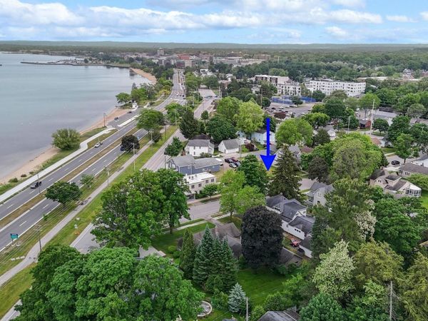 530 Spruce Street N, Traverse City, MI 49684