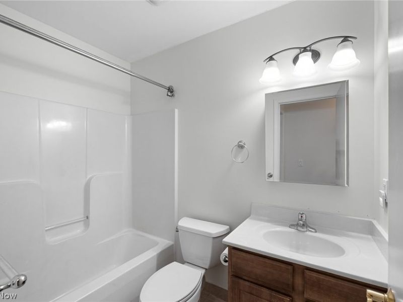 2885 Pease Drive, Unit 303, Rocky River, OH 44116 Photo 14