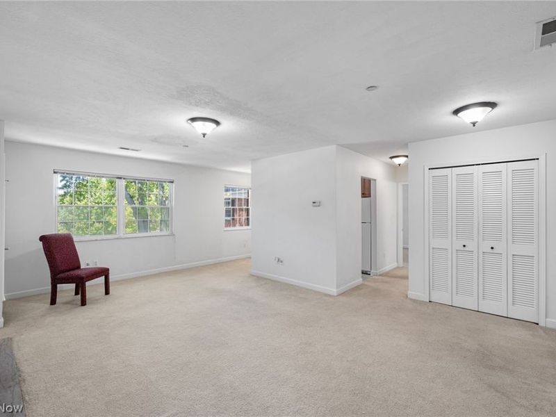 2885 Pease Drive, Unit 303, Rocky River, OH 44116 Photo 8