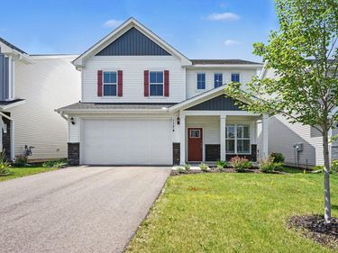 1174 150th Street W, Rosemount, MN 55068