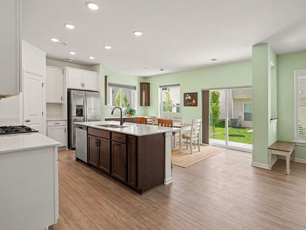 1174 150th Street W, Rosemount, MN 55068
