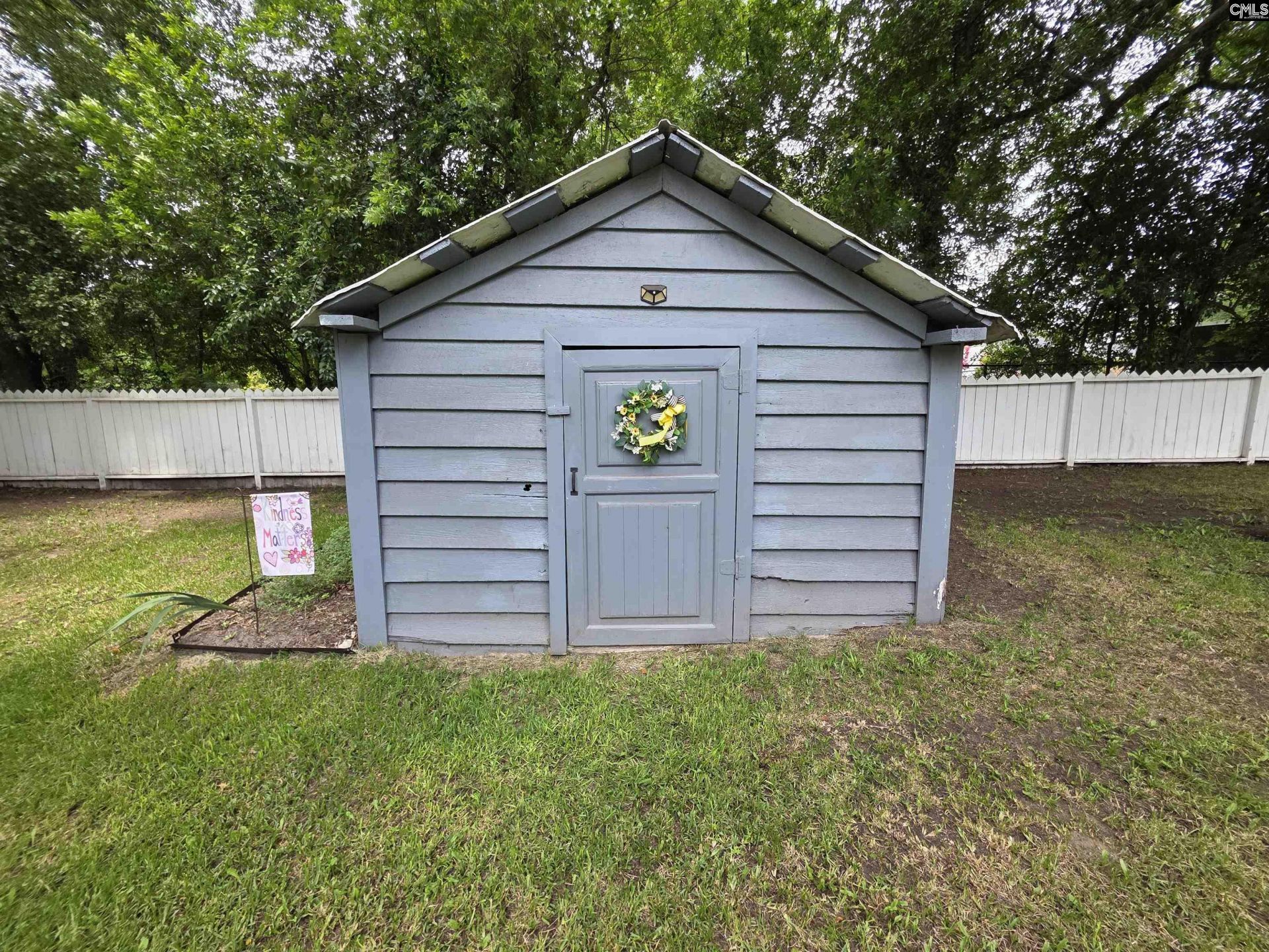 295 W 1st Street Photo 68