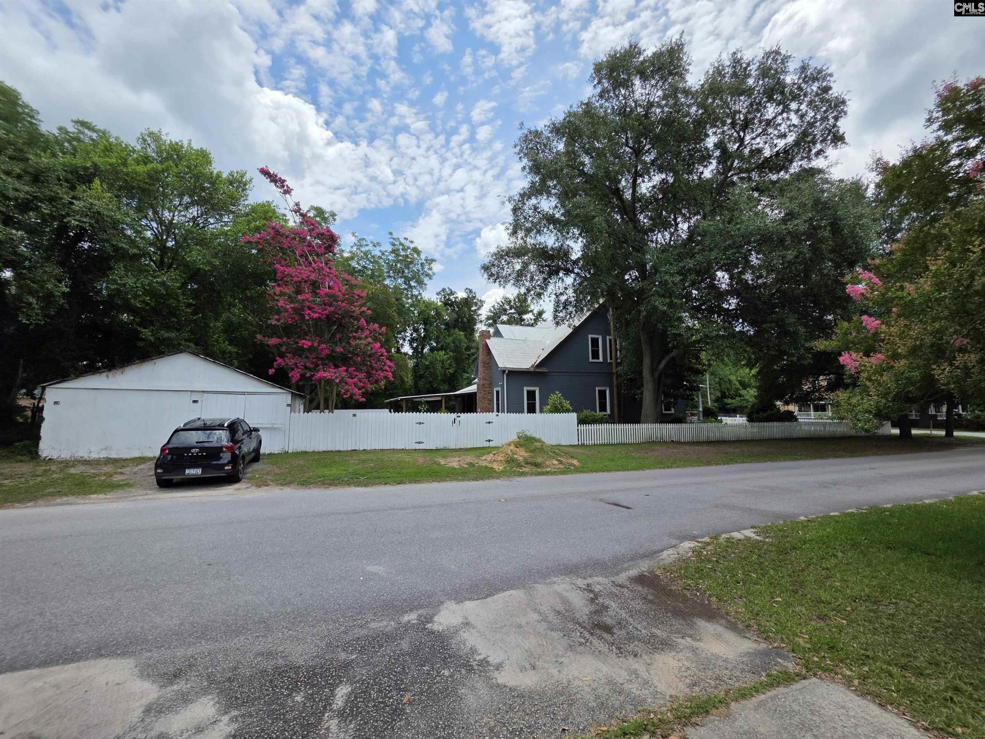 295 W 1st Street Photo 70