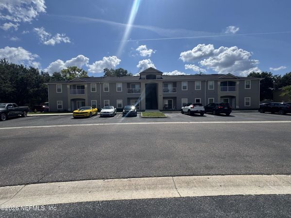 5051 PLAYPEN Drive, Unit 5-16, Jacksonville, FL 32210