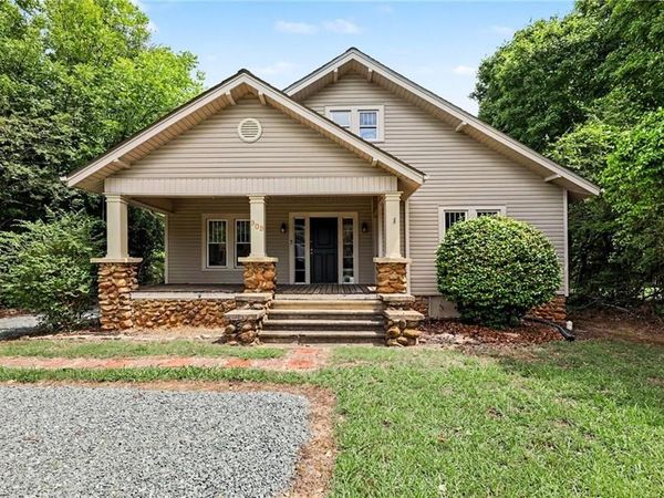 909 Burlington Avenue, Gibsonville, NC 27249
