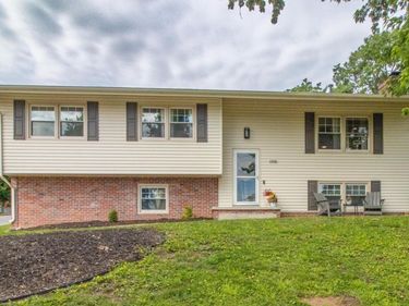 1248 S 164th Avenue, Omaha, NE 68130