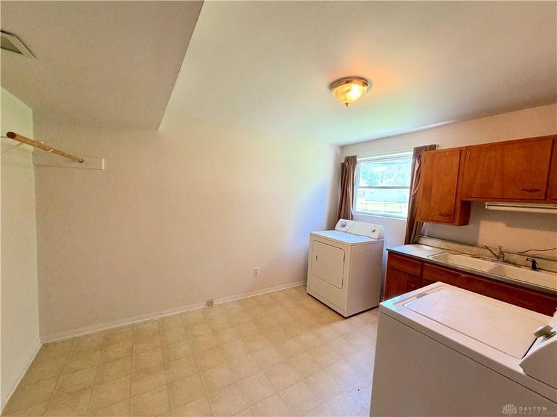 76 Joyce Drive, Fairborn, OH 45324 Photo 19