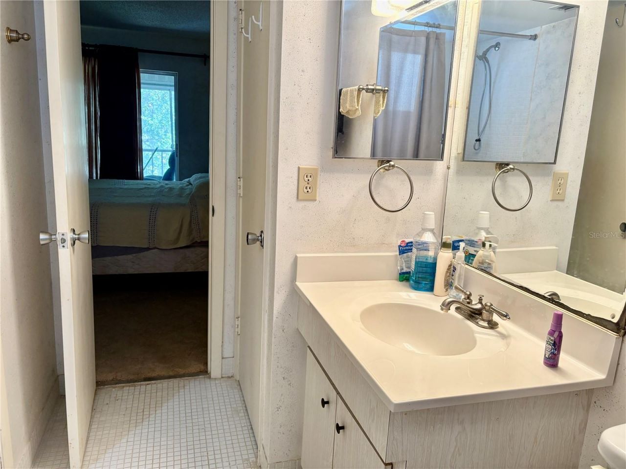 1310 Glen Oaks Drive E, Unit 385E, Sarasota, FL 34232 Photo