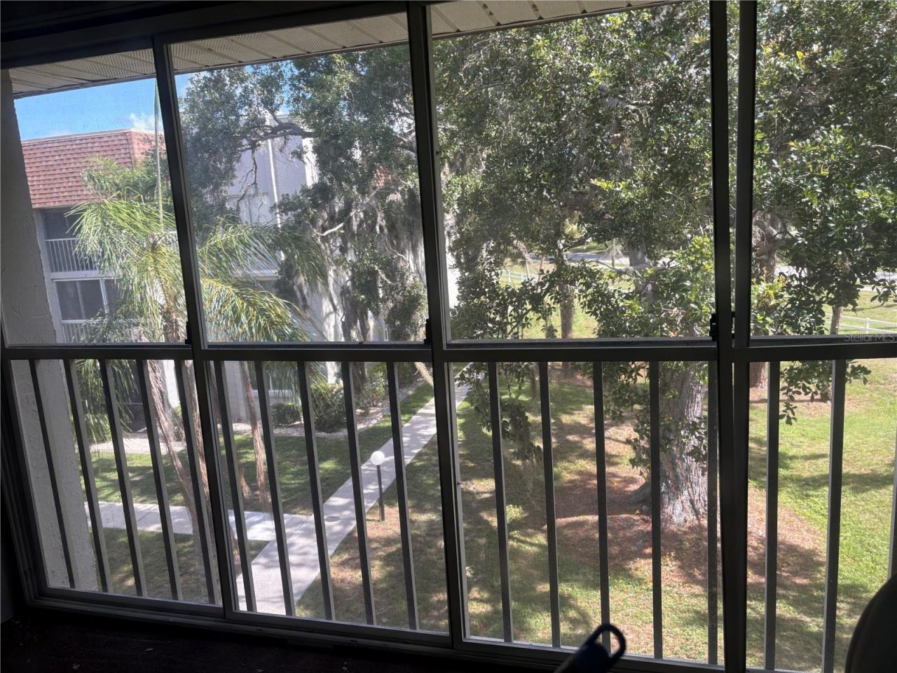 1310 Glen Oaks Drive E, Unit 385E, Sarasota, FL 34232 Photo