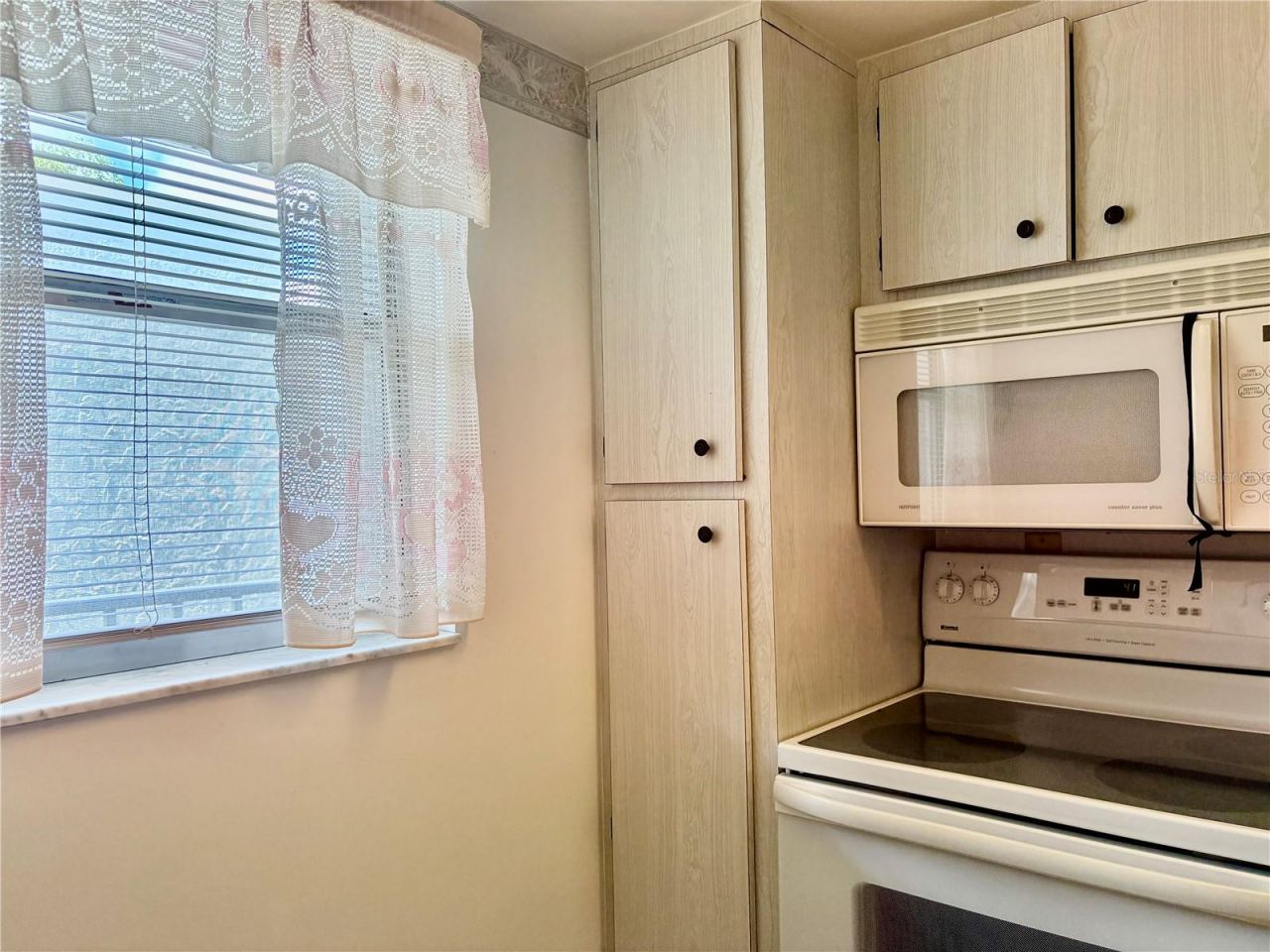 1310 Glen Oaks Drive E, Unit 385E, Sarasota, FL 34232 Photo