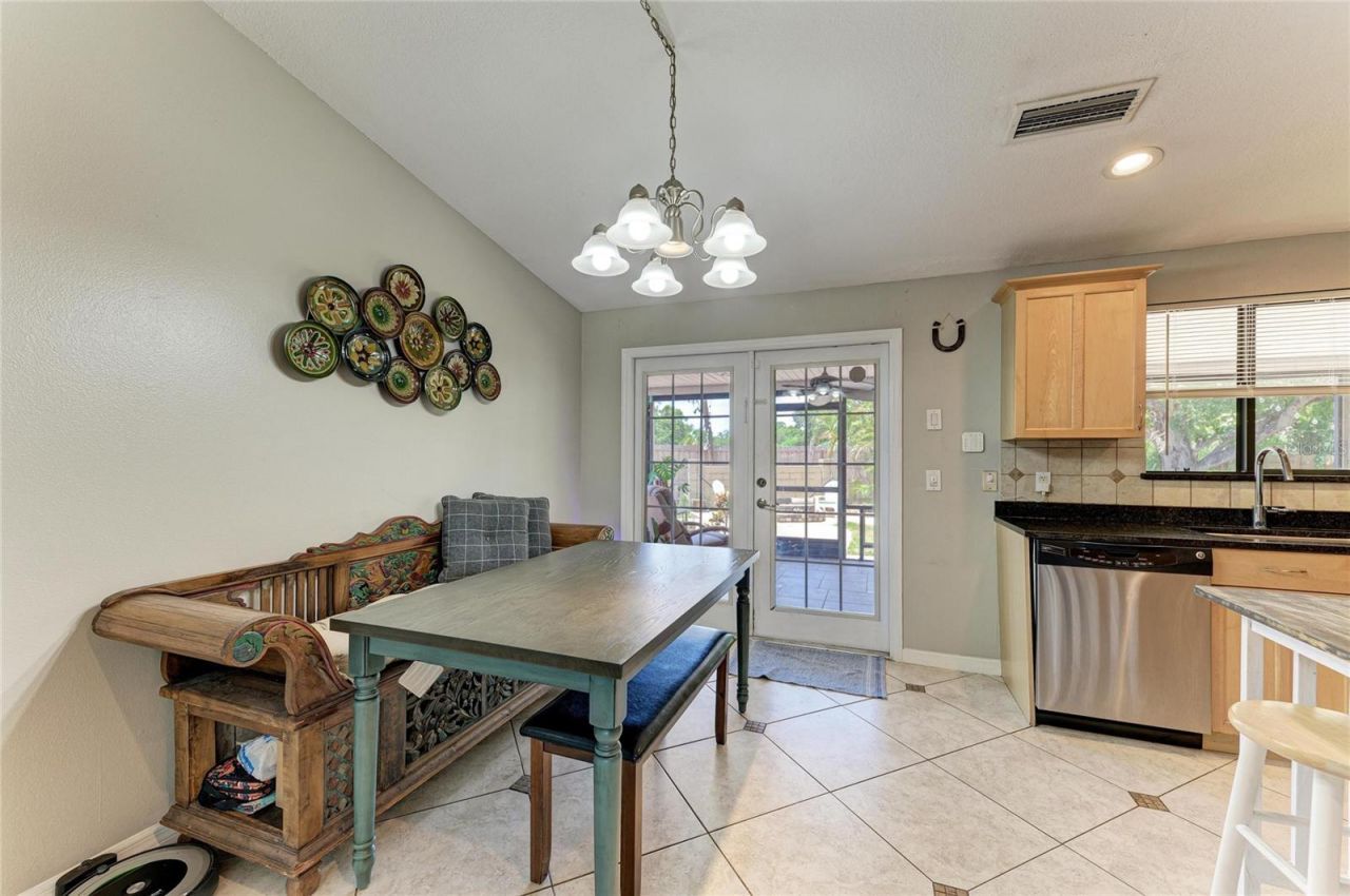 2226 Lockwood Meadows Drive, Sarasota, FL 34234 Photo