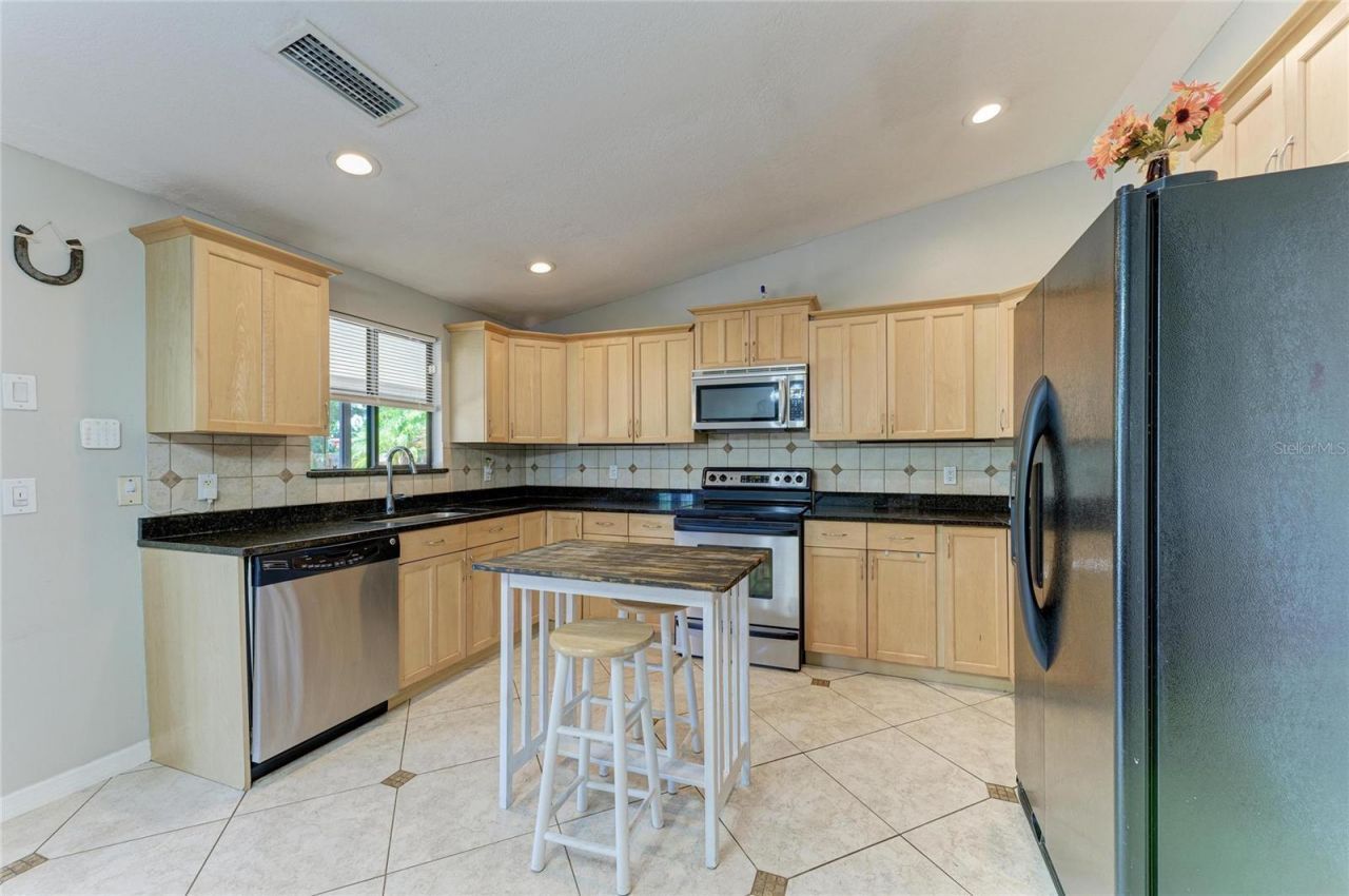 2226 Lockwood Meadows Drive, Sarasota, FL 34234 Photo