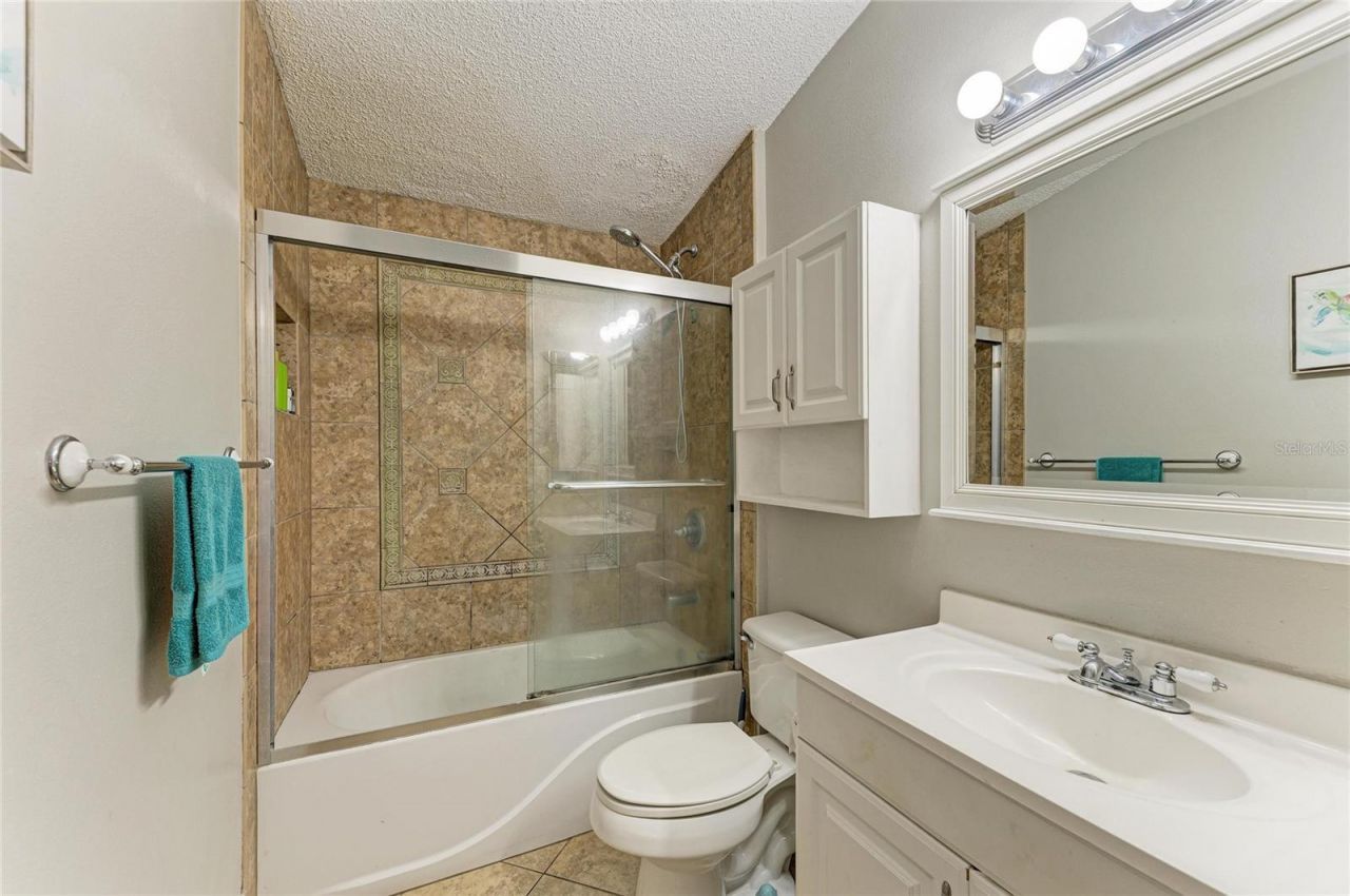 2226 Lockwood Meadows Drive, Sarasota, FL 34234 Photo