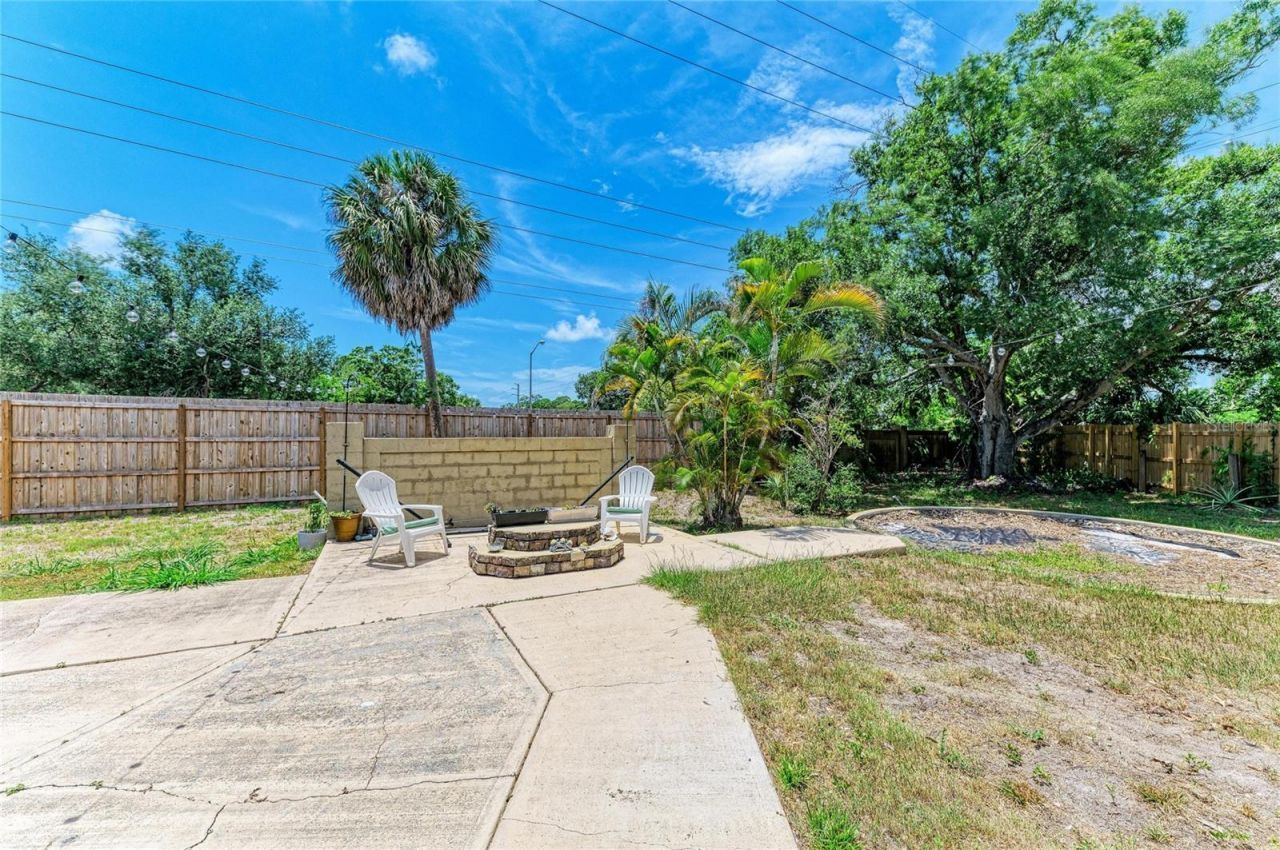 2226 Lockwood Meadows Drive, Sarasota, FL 34234 Photo