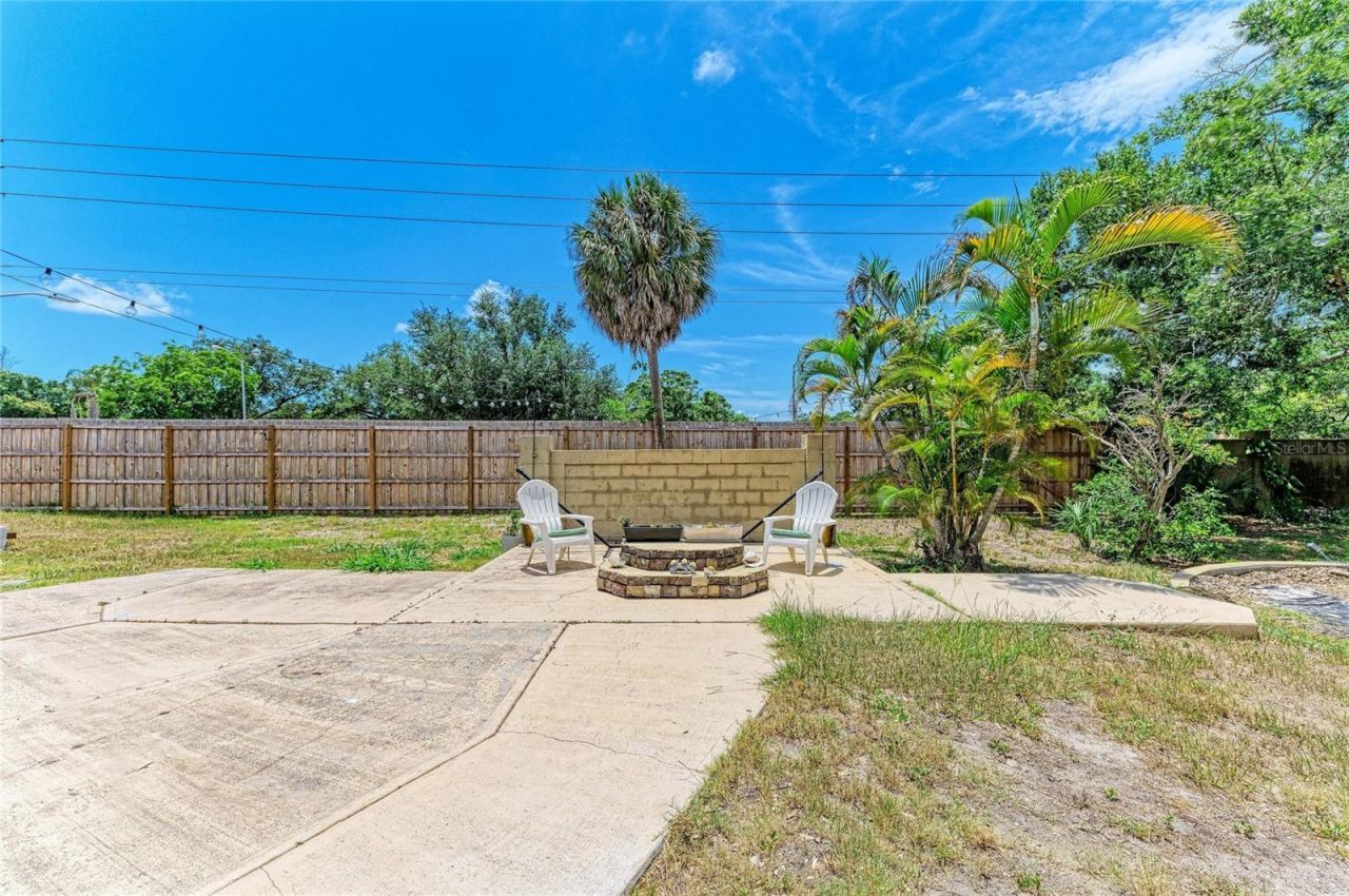 2226 Lockwood Meadows Drive, Sarasota, FL 34234 Photo