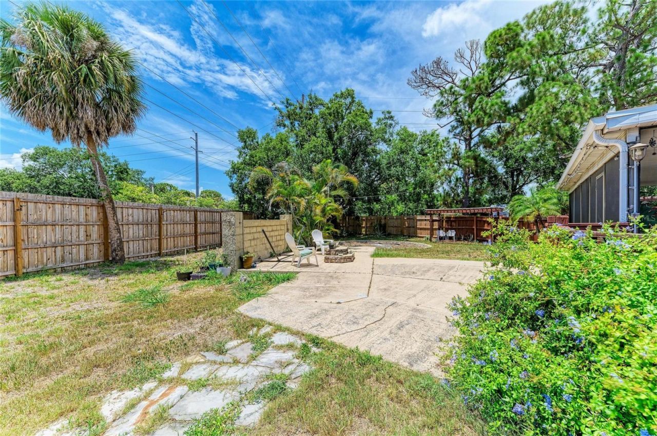 2226 Lockwood Meadows Drive, Sarasota, FL 34234 Photo