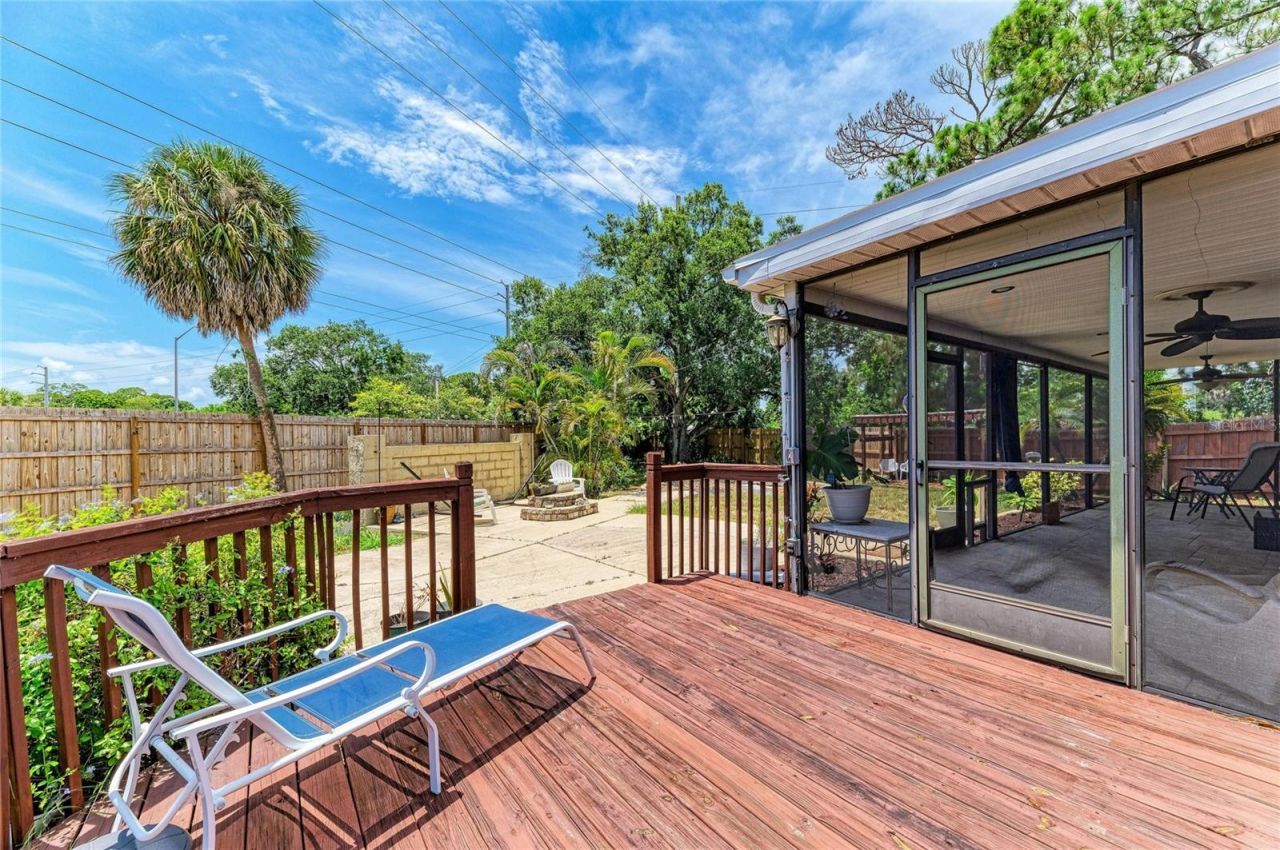 2226 Lockwood Meadows Drive, Sarasota, FL 34234 Photo