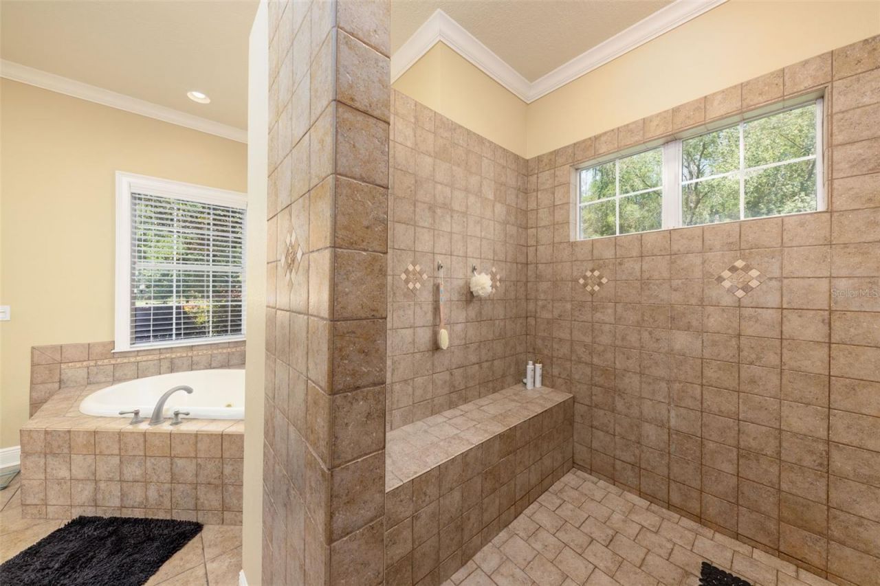 19103 NW 72nd Avenue, Alachua, FL 32615 Photo