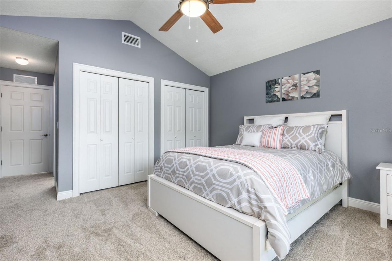 19103 NW 72nd Avenue, Alachua, FL 32615 Photo