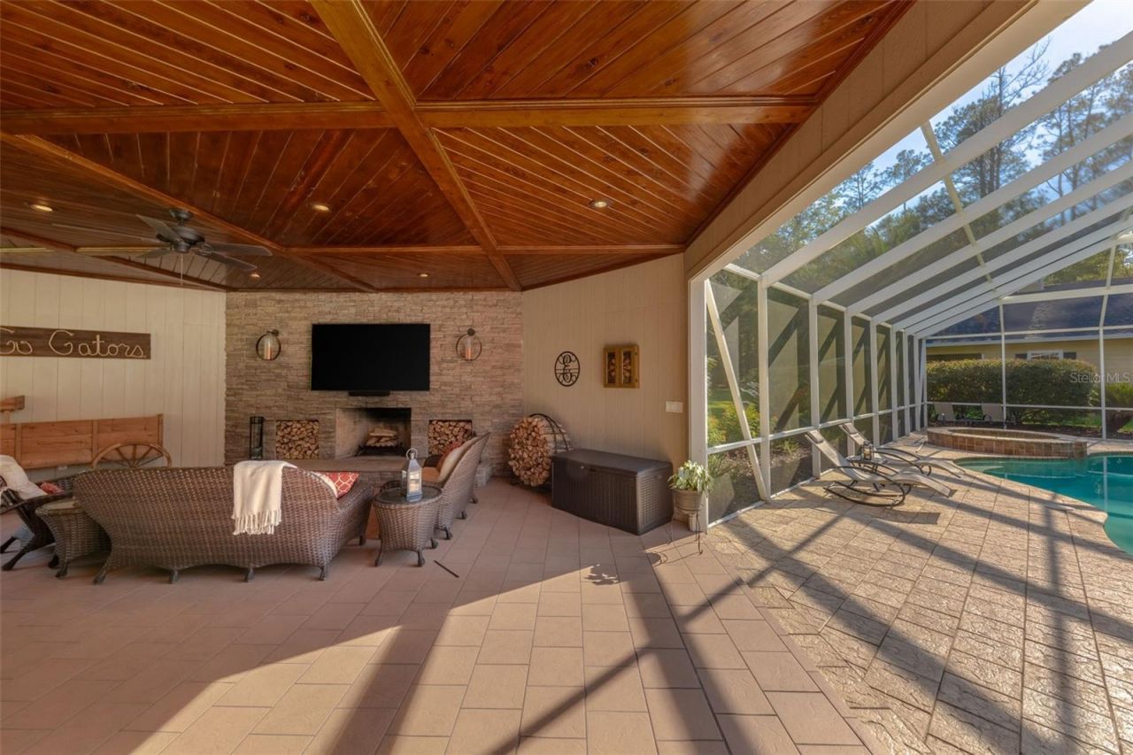 19103 NW 72nd Avenue, Alachua, FL 32615 Photo