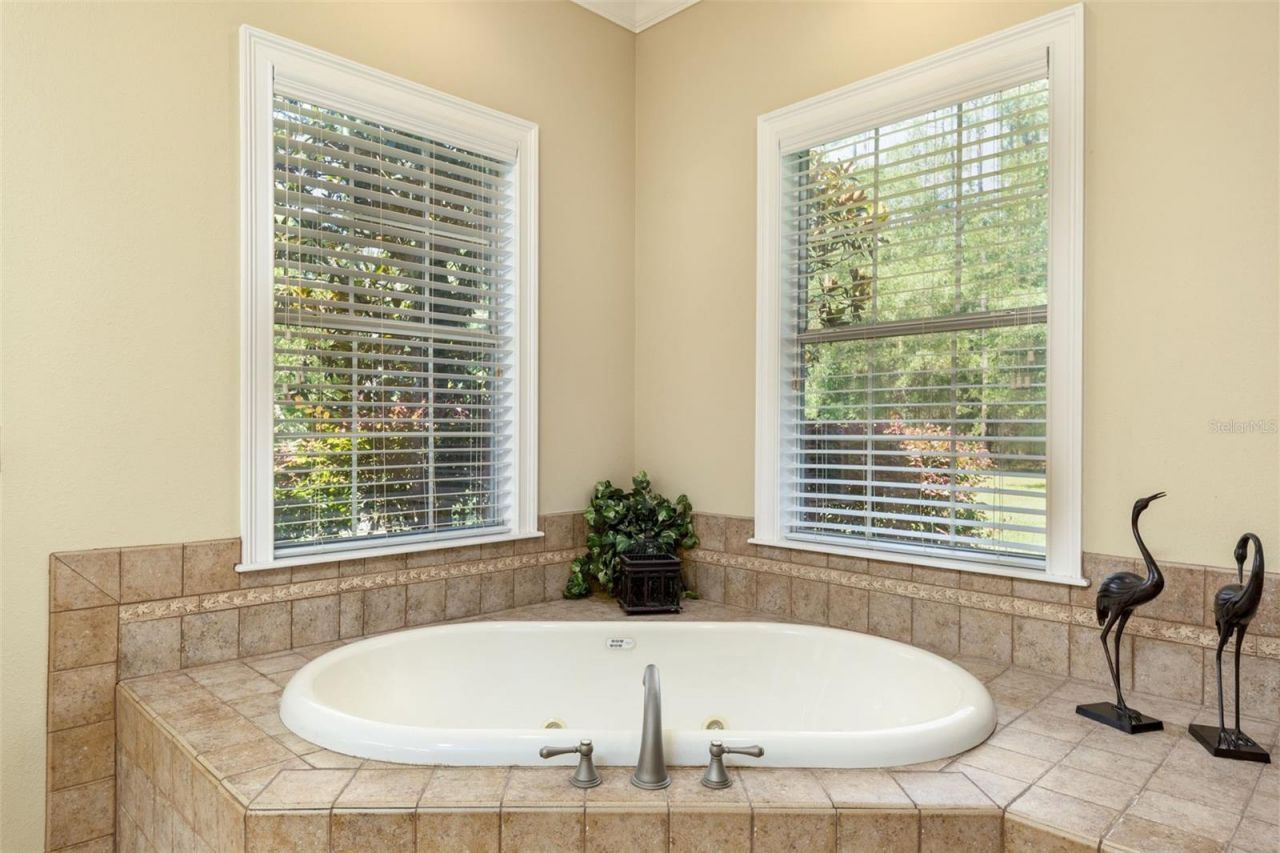 19103 NW 72nd Avenue, Alachua, FL 32615 Photo