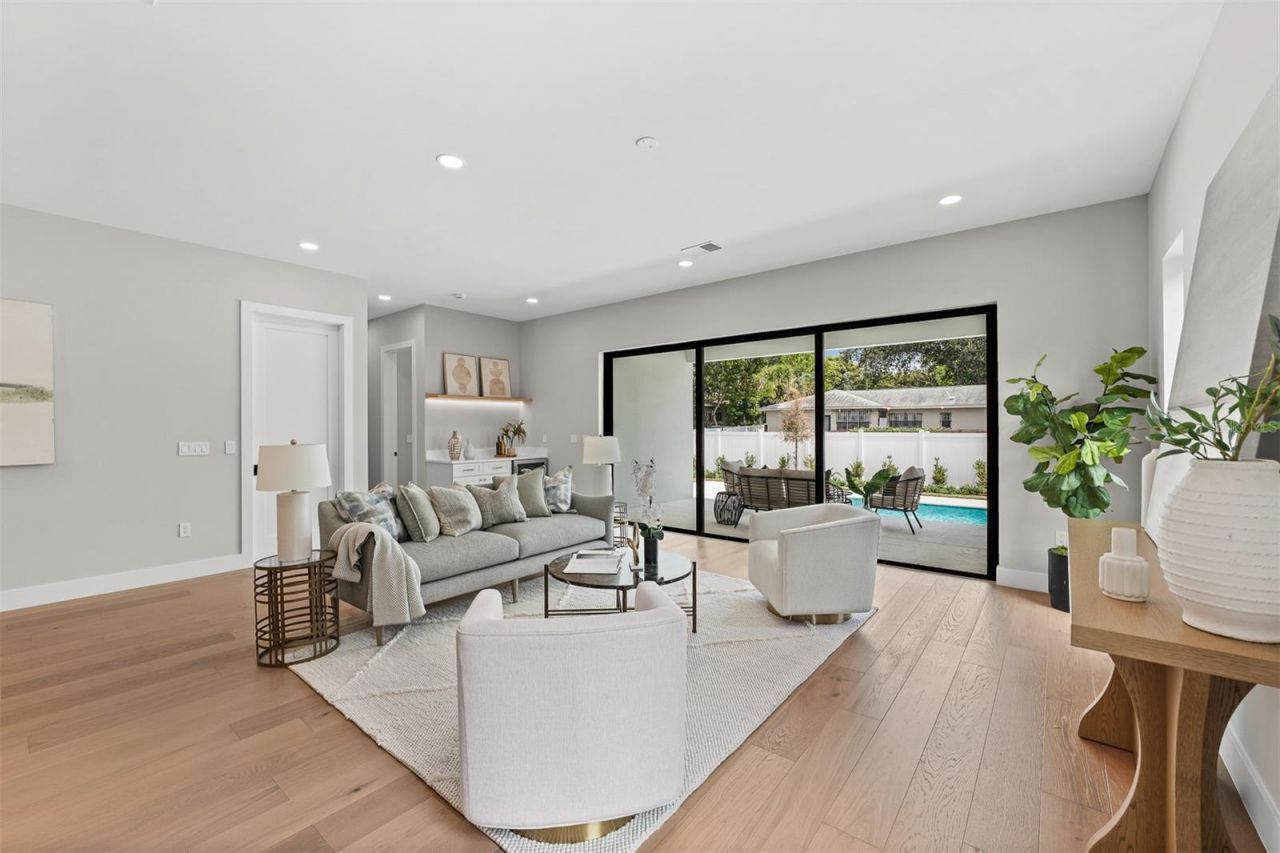 2103 Gale Street, Orlando, FL 32803 Photo