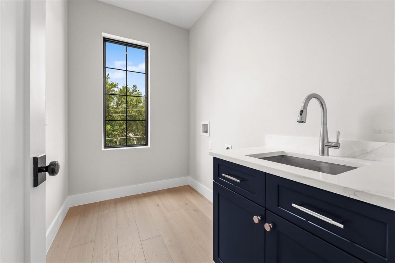 2103 Gale Street, Orlando, FL 32803 Photo