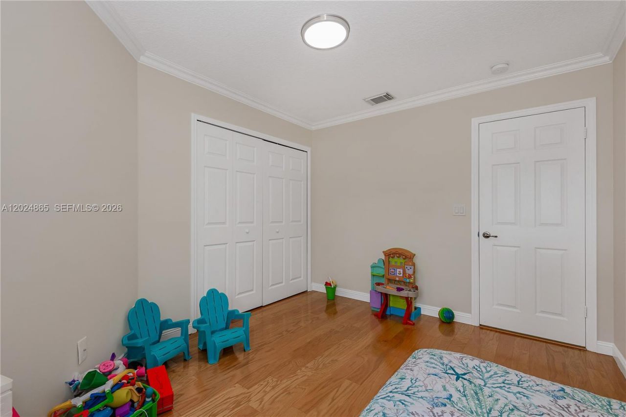 16269 SW 6th St , Pembroke Pines, FL 33027 Photo