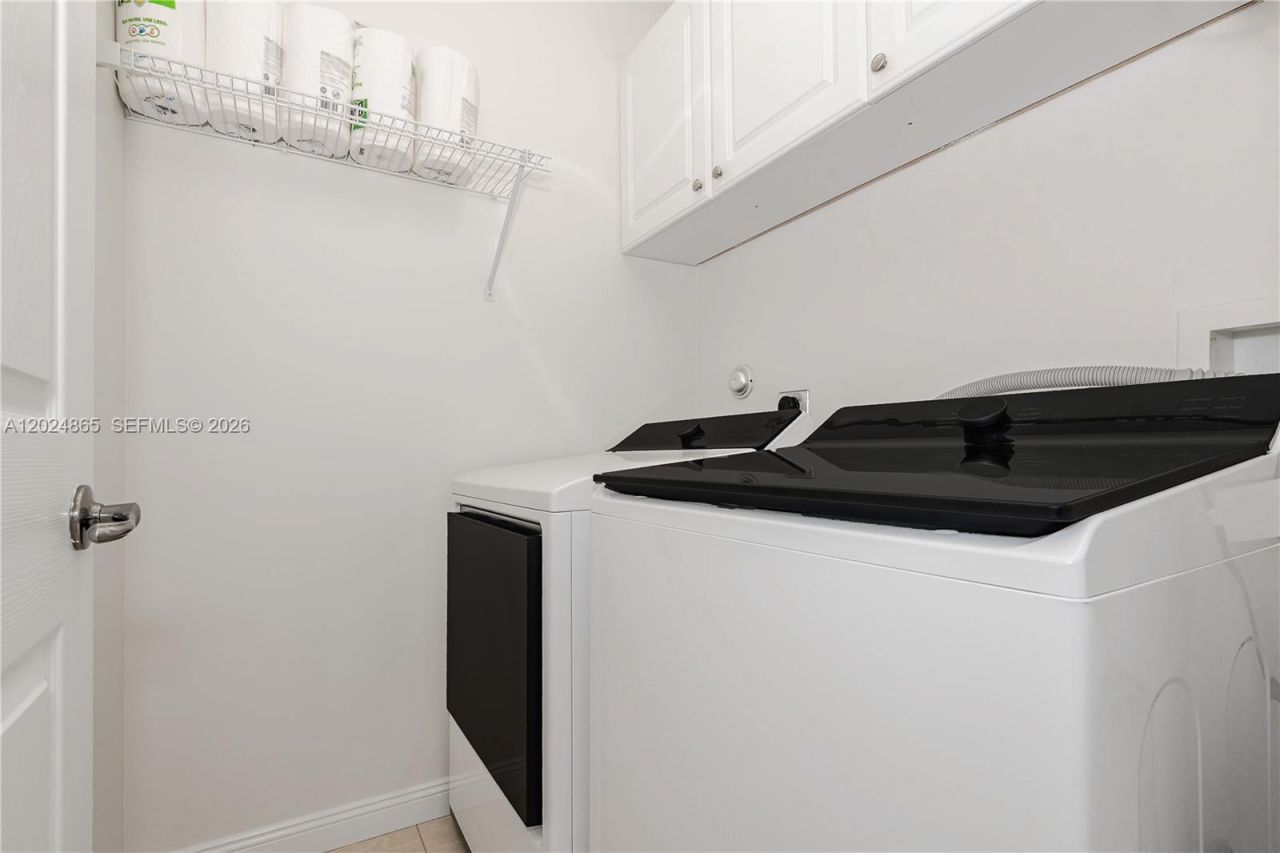 16269 SW 6th St , Pembroke Pines, FL 33027 Photo