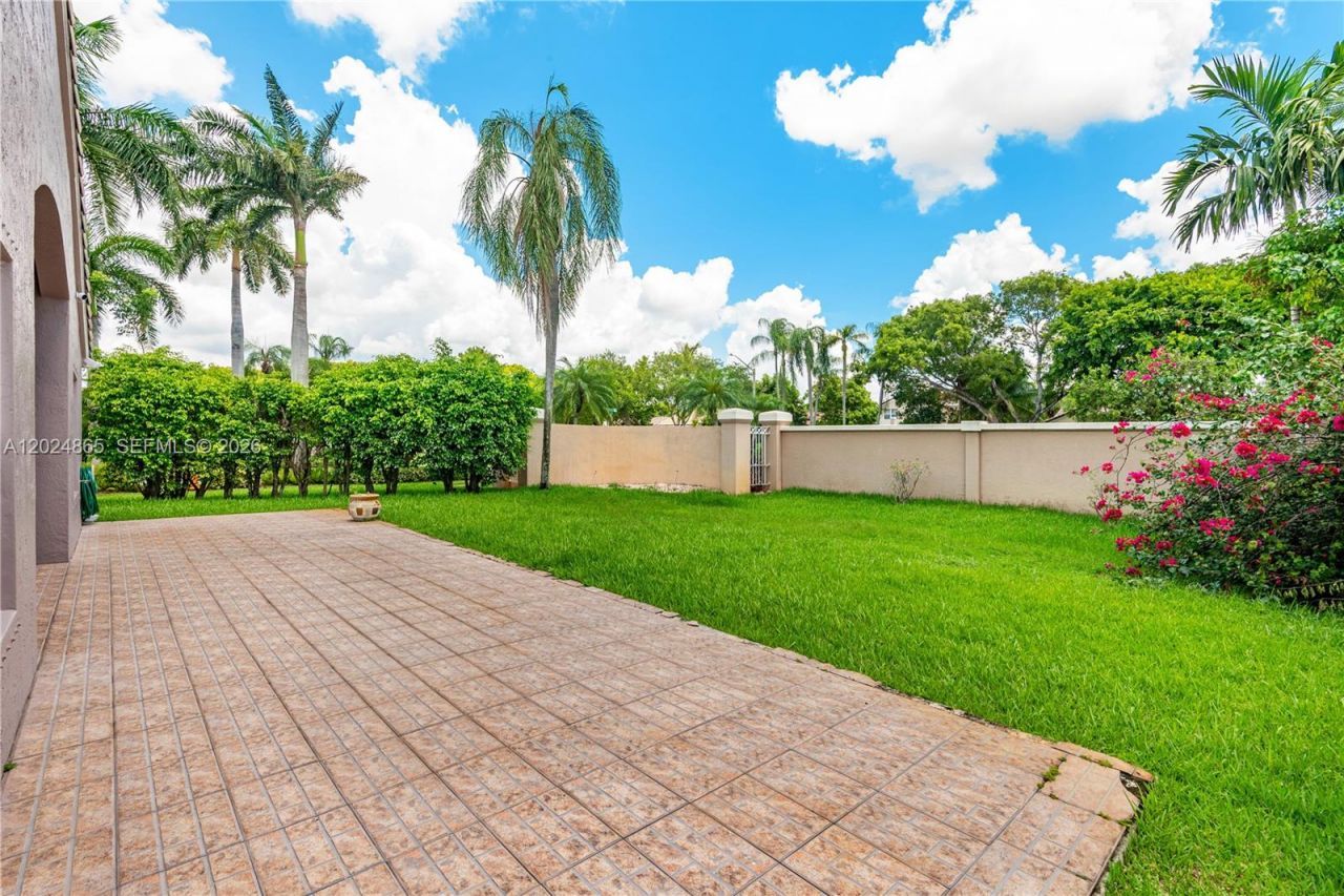 16269 SW 6th St , Pembroke Pines, FL 33027 Photo