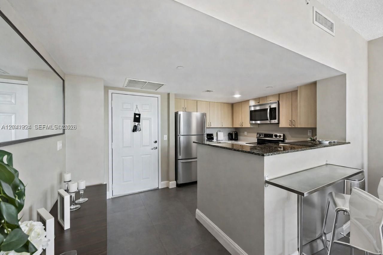 3000 Coral Way , Unit 416, Miami, FL 33145 Photo