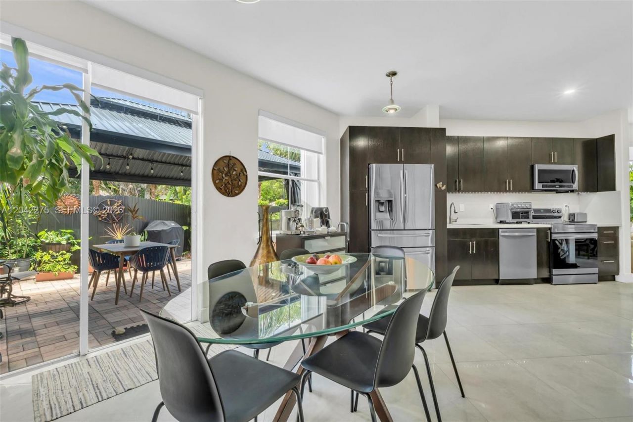 5570 NW 107th Ave, Unit 916, Doral, FL 33178 Photo