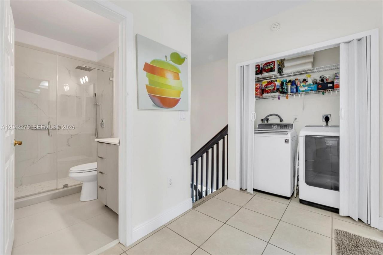 5570 NW 107th Ave, Unit 916, Doral, FL 33178 Photo