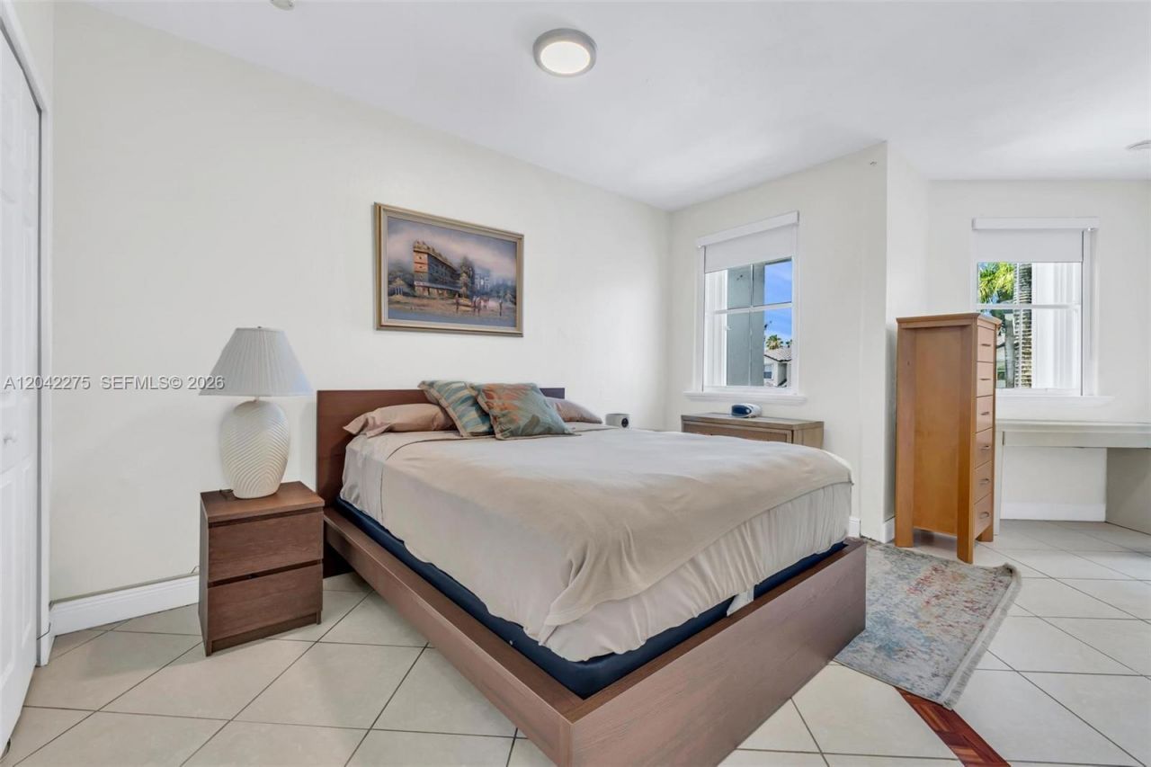 5570 NW 107th Ave, Unit 916, Doral, FL 33178 Photo